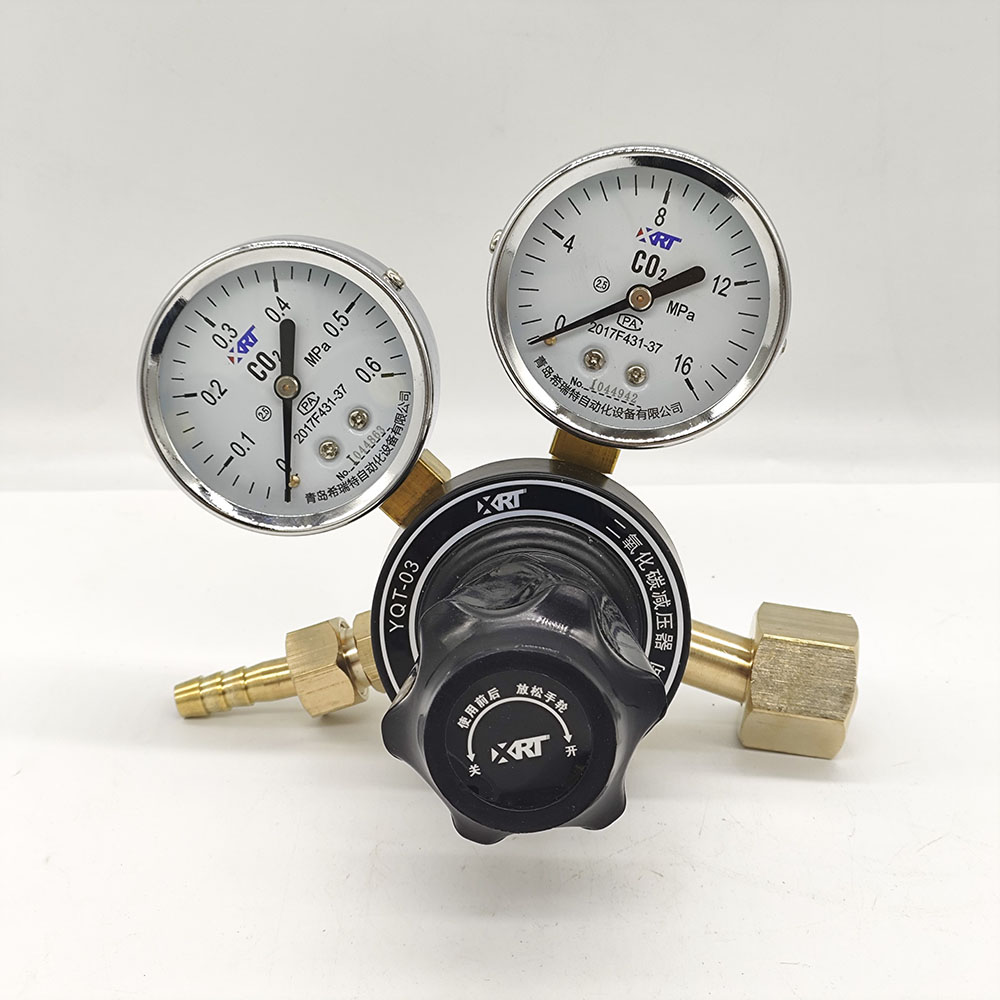 二氧化碳減壓器YQT-03，0.6x16mpa.jpg